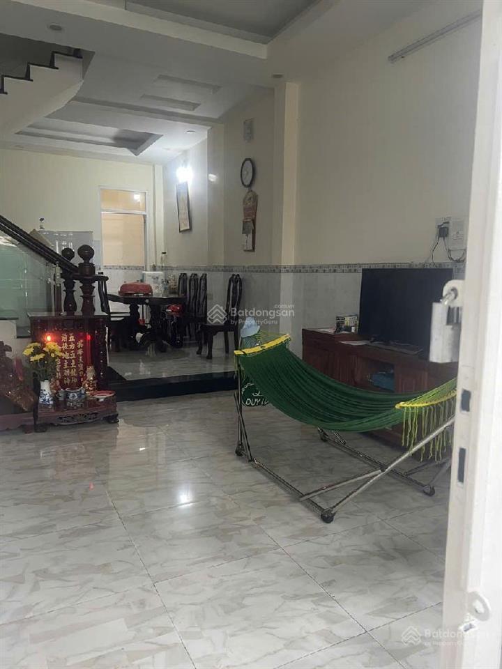 Huỳnh tấn phát q7, bán nhà phố 4 tầng , 5pn dtsd 200m2 full nội thất chỉ 6.3 tỷ