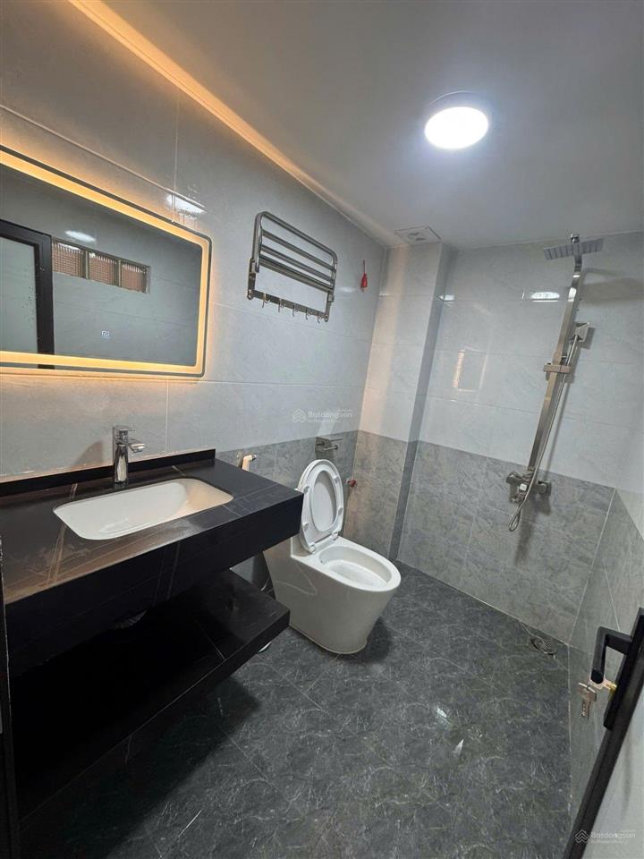Trung tâm xã đàn  đống đa  5 tầng full nội thất xịn | ngõ thông ba gác, hai thoáng trước sau ~40m