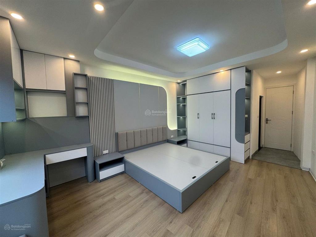 Trung tâm xã đàn  đống đa  5 tầng full nội thất xịn | ngõ thông ba gác, hai thoáng trước sau ~40m