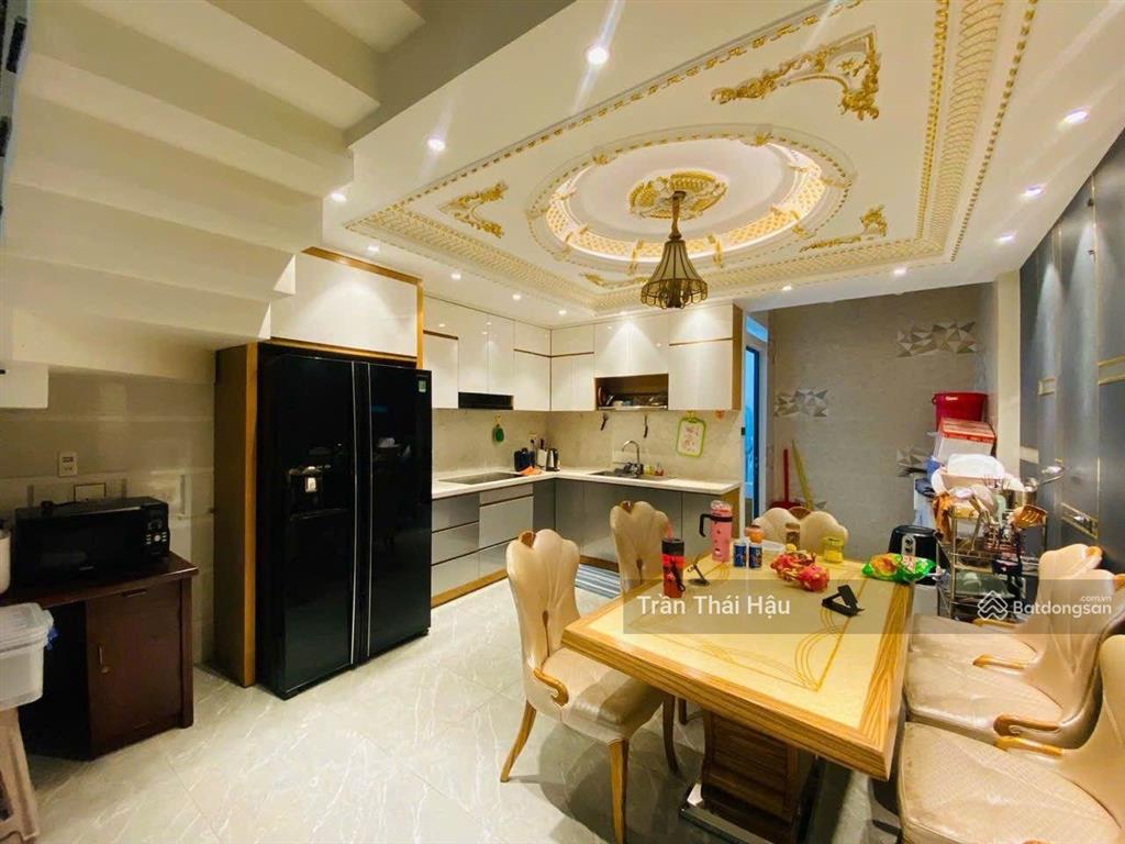 Dương quảng hàm, 70m², 5 tầng, hẻm xe hơi thông, chỉ 9.x