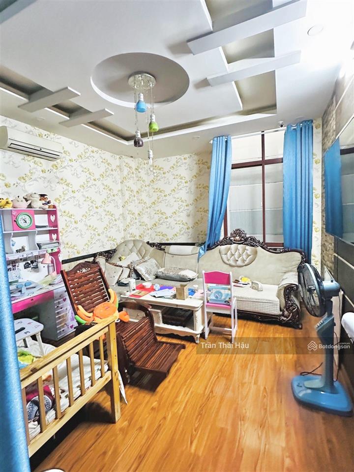 Nhánh phạm văn bạch, 60m², 4 tầng, hxh 5m, chỉ 7,080