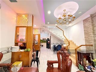 Dream home, hẻm xe hơi, 70m², 2 tầng, chỉ 6.x