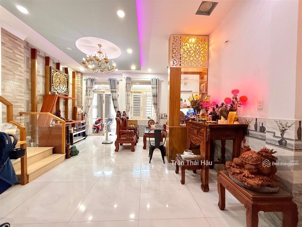 Dream home, hẻm xe hơi, 70m², 2 tầng, chỉ 6.x