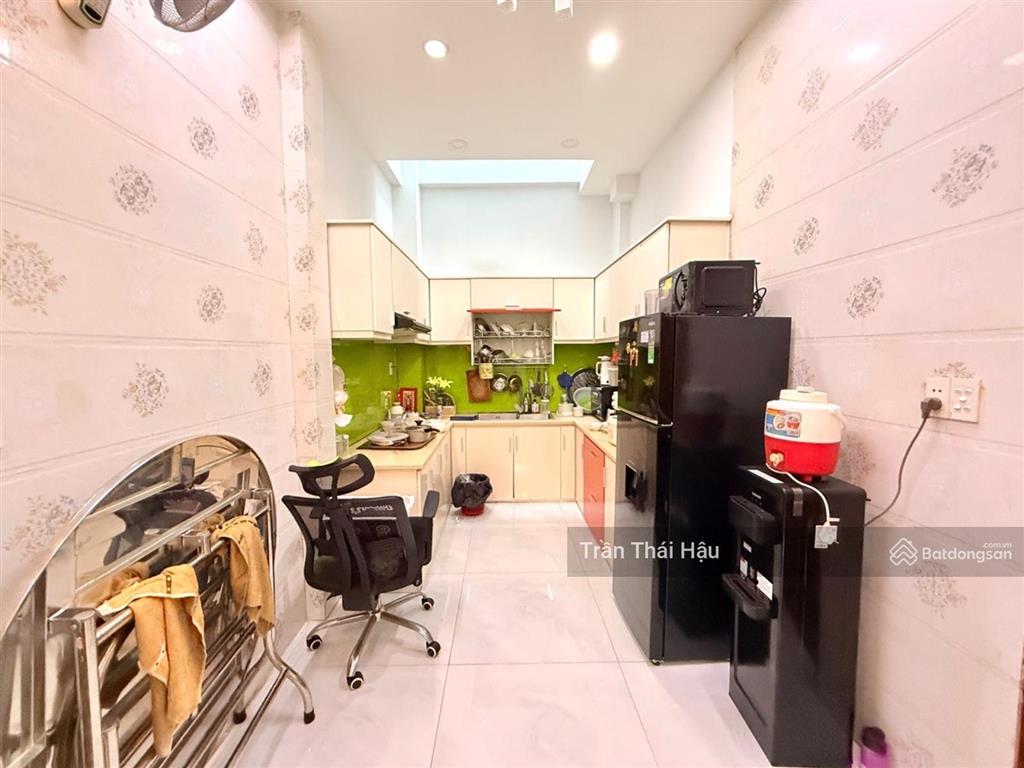 Dream home, hẻm xe hơi, 70m², 2 tầng, chỉ 6.x