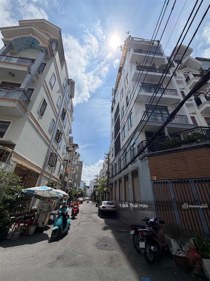 Dương quảng hàm, dtsd 180m2, 4pn, xe hơi đỗ cửa, nhỉnh 6t
