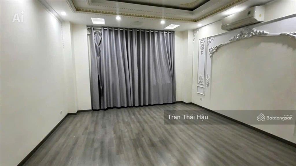 Mặt tiền, dương quảng hàm, hiếm có, 70m2, 6 tầng, còn mới, mở vp, spa...