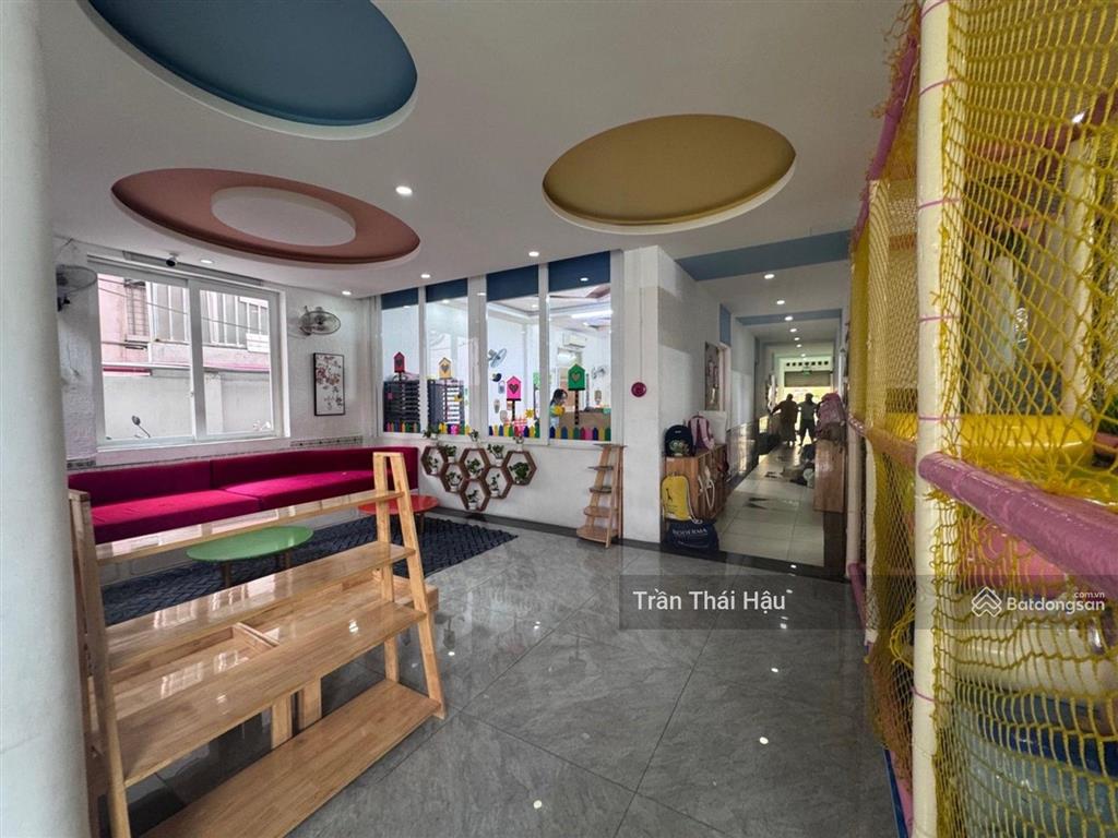 Trường mầm non, mặt tiền, gò vấp, 600m2, ngang to 15m, 3 tầng, dòng tiền