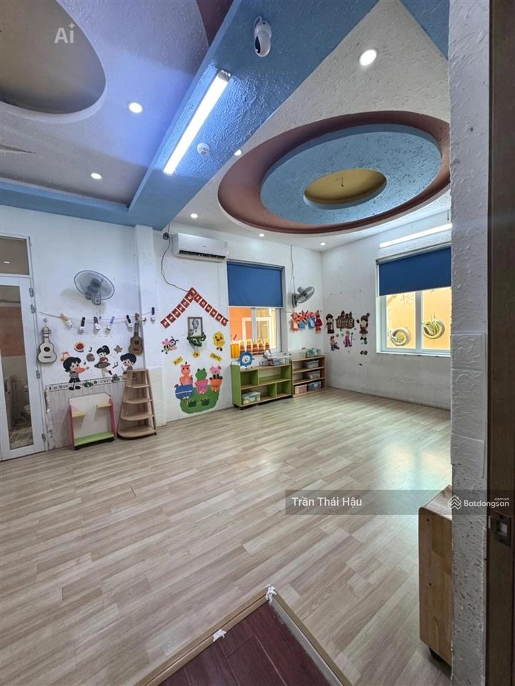 Trường mầm non, mặt tiền, gò vấp, 600m2, ngang to 15m, 3 tầng, dòng tiền