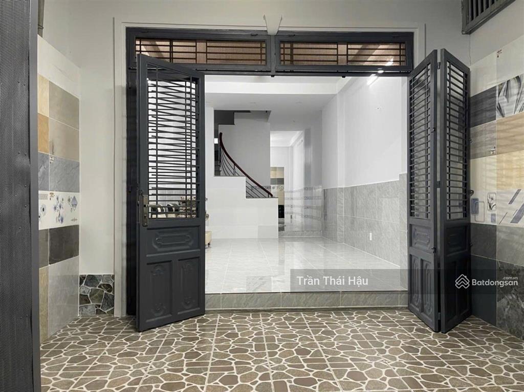 Phạm văn bạch, 62m2, hẻm xe hơi, 2 tầng đúc, 3pn, chỉ 5.x