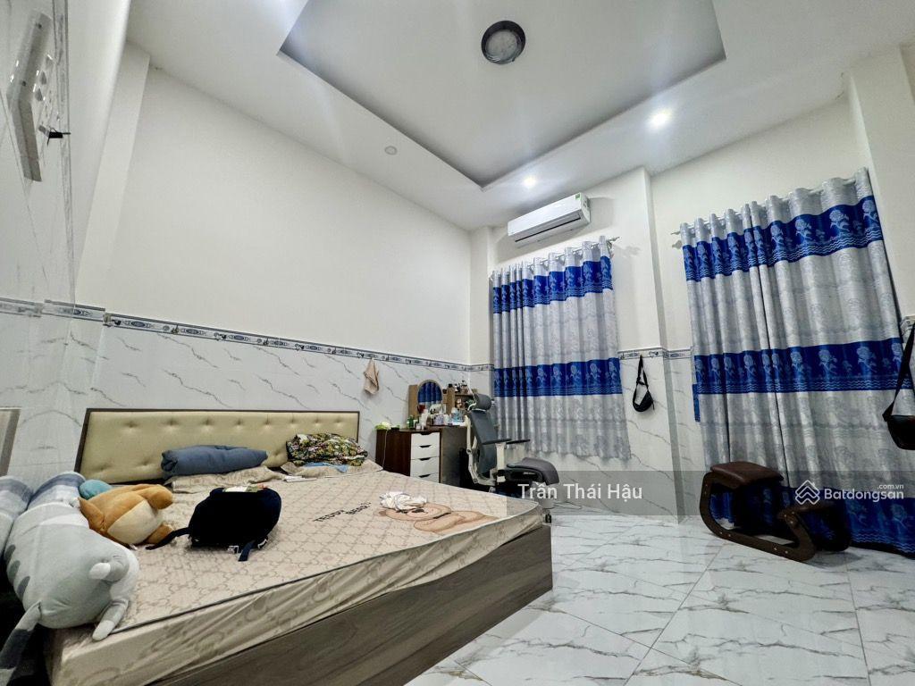 Mặt tiền hẻm 8m, 105m2, 2 tầng, nhỉnh 8t