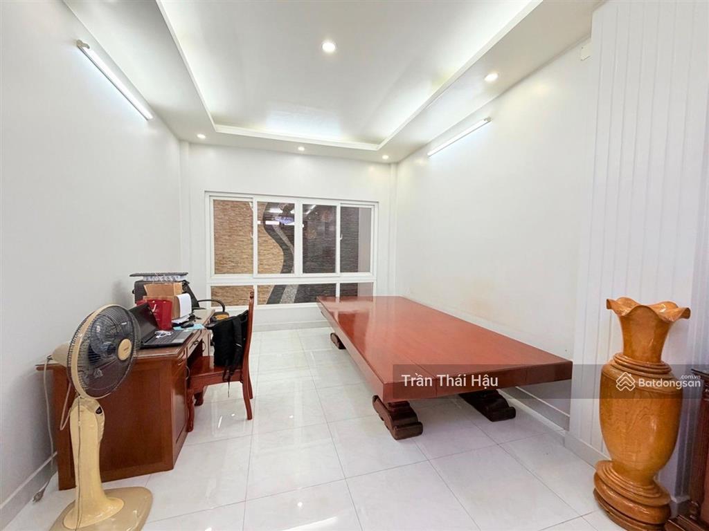Biệt thự khu k26 quân đội vip, dương quảng hàm, dt 8x20m, 4 tầng, gỗ quý, 3 bé xíu