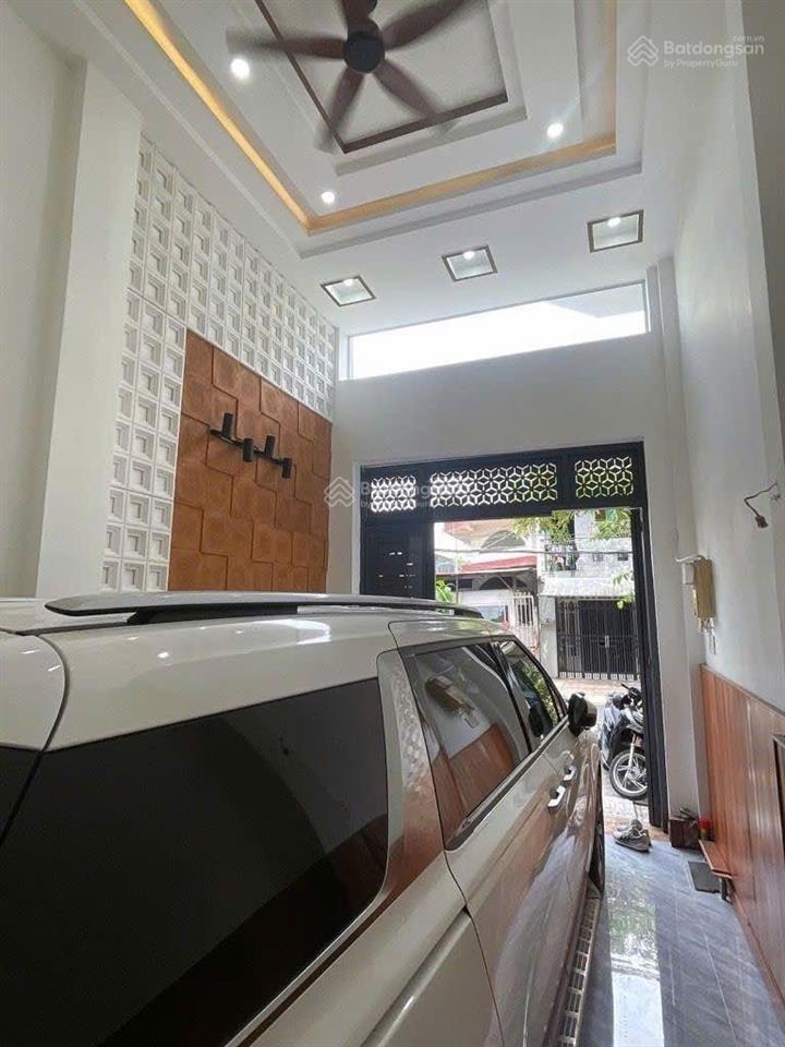 Bán nhà 4 tầng mặt tiền kinh doanh quận 8  67m2 đường huỳnh thị phụng  4pn , xe hơi ngủ trong nhà