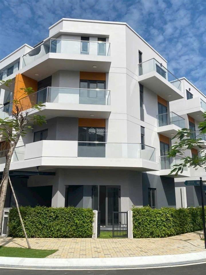 Bán nhà 124m2  4 tầng  lô góc 2 mặt tiềnkhu khang điền bình hưngbình chánh.chủ nhà gấp bán