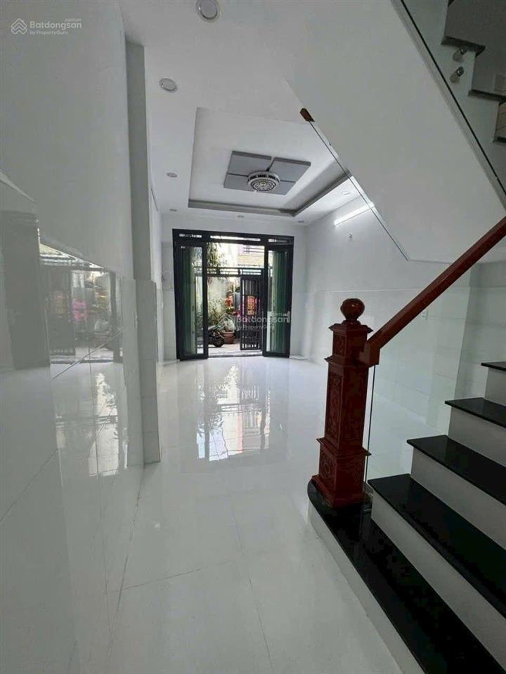 Bán nhà 3 tầng  48 m2 4 phòng ngủ 4 tỷ hơnsổ hồng riêng gạch cát phường 15 quận 8 vị trí đẹp