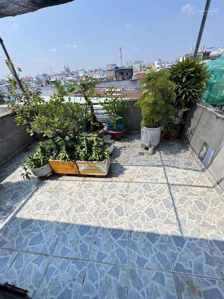 Bán nhà 4 tầng 40 m 4 tỷ hơn 4 phòng ngủsân thượnghẻm xe hơiđường mễ cốcphường 15 quận 8