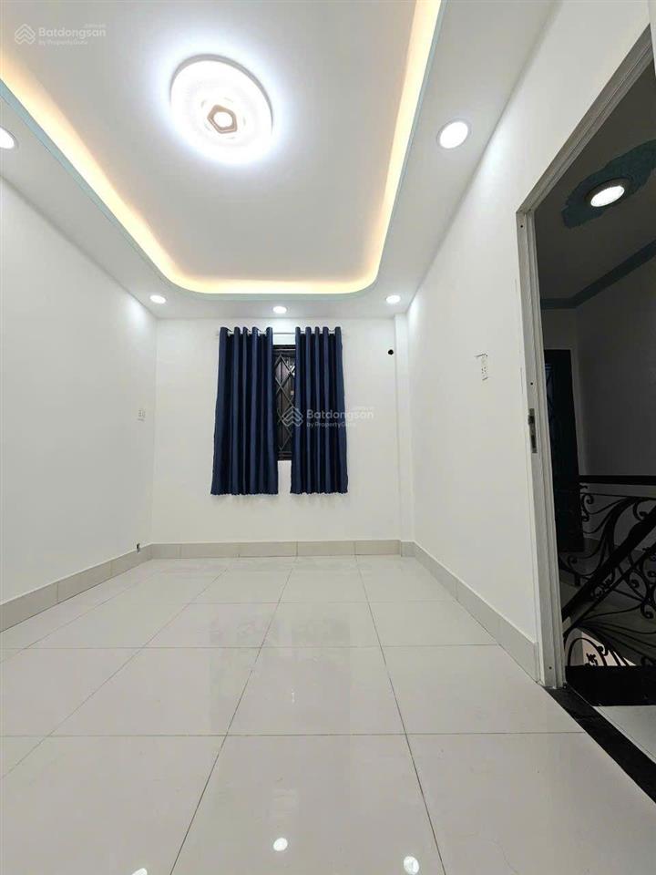 Bán nhà gấp sd 108m 5 tỷ hơnphạm thế hiển phường 4 quận 8 ngang khủng 9 m x 6 m vị trí đẹp