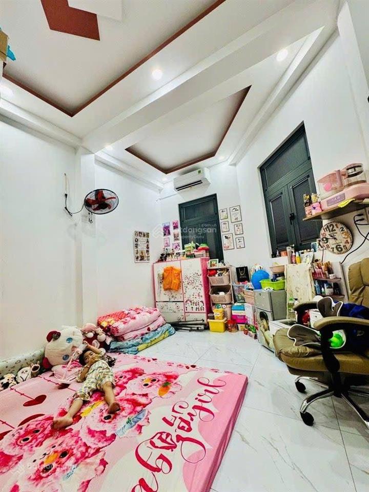 Bán nhà 50m 4 tầnghẻm xe tảiđường bình đông phú định quận 8 vị trí đẹp 5 tỷ hơn sổ hồng riêng.