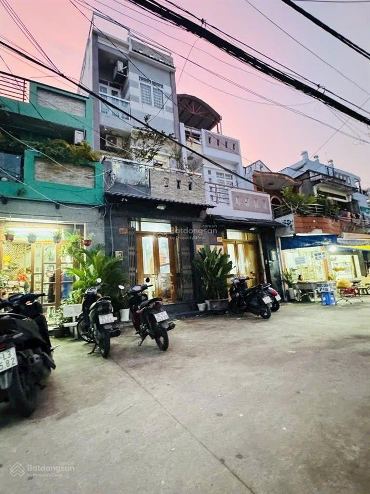 Bán nhà hưng phú 55m 3 tầng sân thượng  7.5 tỷ tl phường chánh hưng quận 8. vị trí đẹp