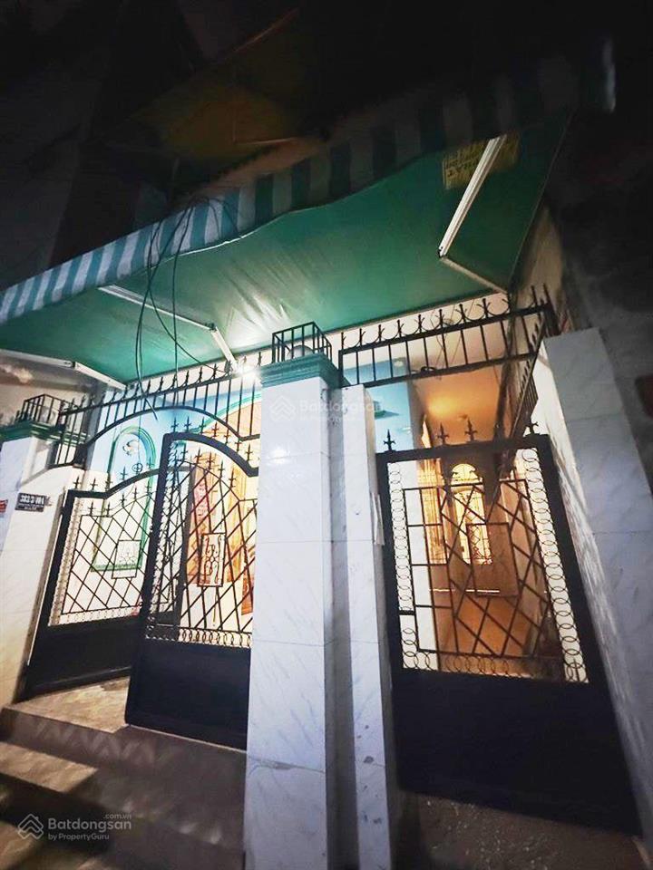 Hẻm xe tải ngay vincom quang trung, ngang khủng 5m vuông a4.