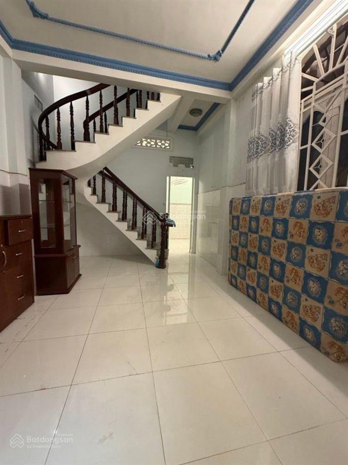 Hẻm xe tải ngay vincom quang trung, ngang khủng 5m vuông a4.