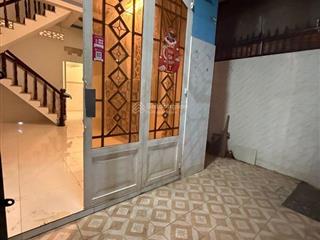 Hẻm xe tải ngay vincom quang trung, ngang khủng 5m vuông a4.