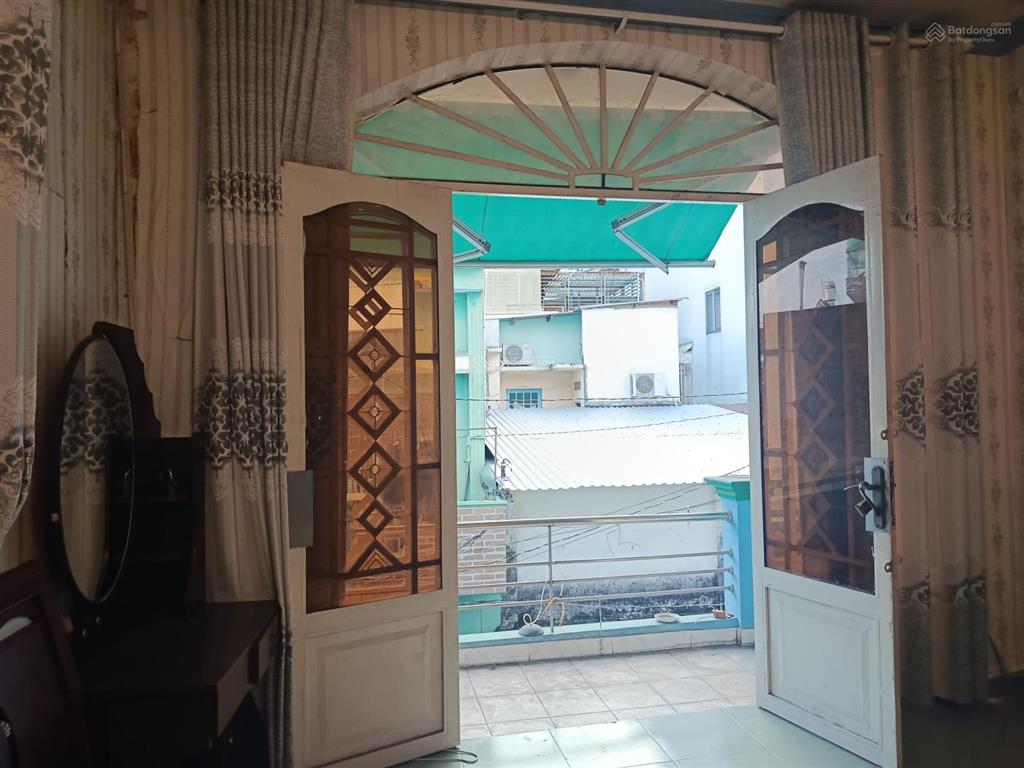 Hẻm xe tải ngay vincom quang trung, ngang khủng 5m vuông a4.