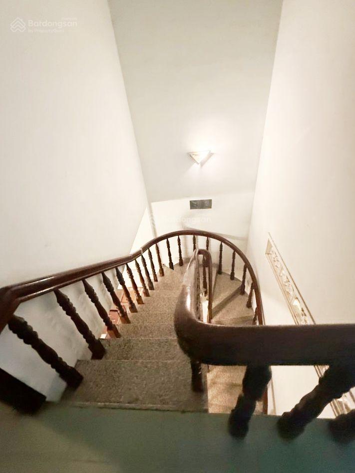 Hẻm xe tải ngay vincom quang trung, ngang khủng 5m vuông a4.