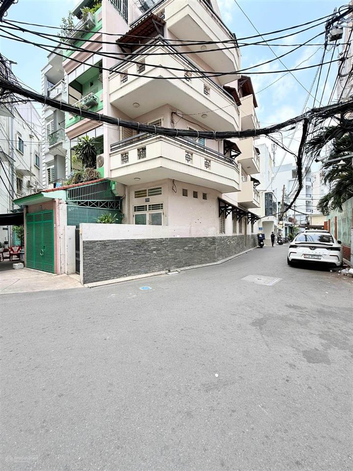Hxh phan đình phùng  45mv x 4 tầng, 2 mặt hẻm trước sau  4pn 3wc, sân thượng.