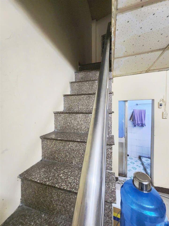 55mv ngang 4m hậu 4.5 nhỉnh 5đ  gần công viên gia định  vài căn ra mt nguyễn văn công