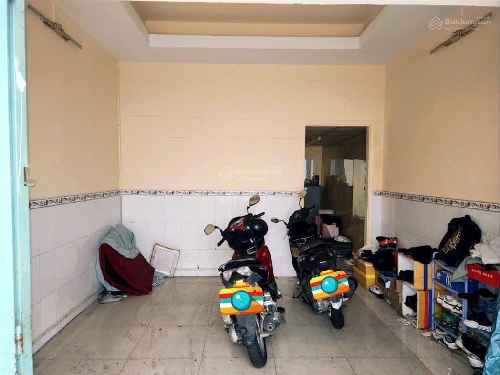 55mv ngang 4m hậu 4.5 nhỉnh 5đ  gần công viên gia định  vài căn ra mt nguyễn văn công
