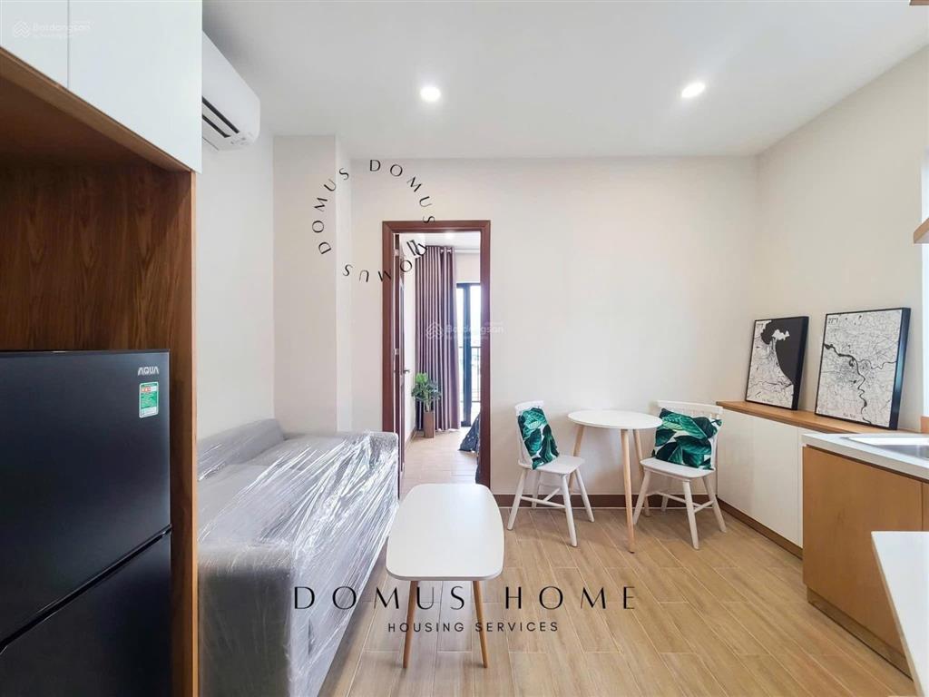 Căn hộ 1 phòng ngủ, ban công, full nội thất, gần phú mỹ hưng, lotte, crescent mall, quận 4, quận 1