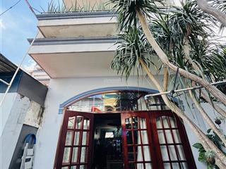 Bán nhà mặt tiền nam hòa, ngang 9.5m nở hậu 14m vị trí kinh doanh cực tốt