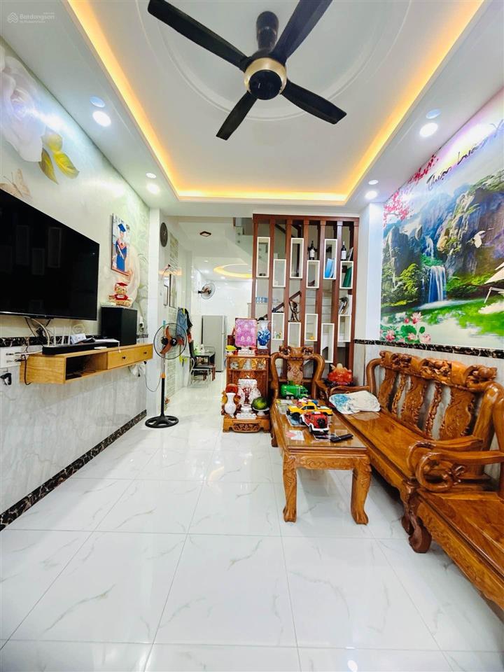 Nhà 4 tầng chỉ 7 tỉ hơn. lê trực bình thạnh