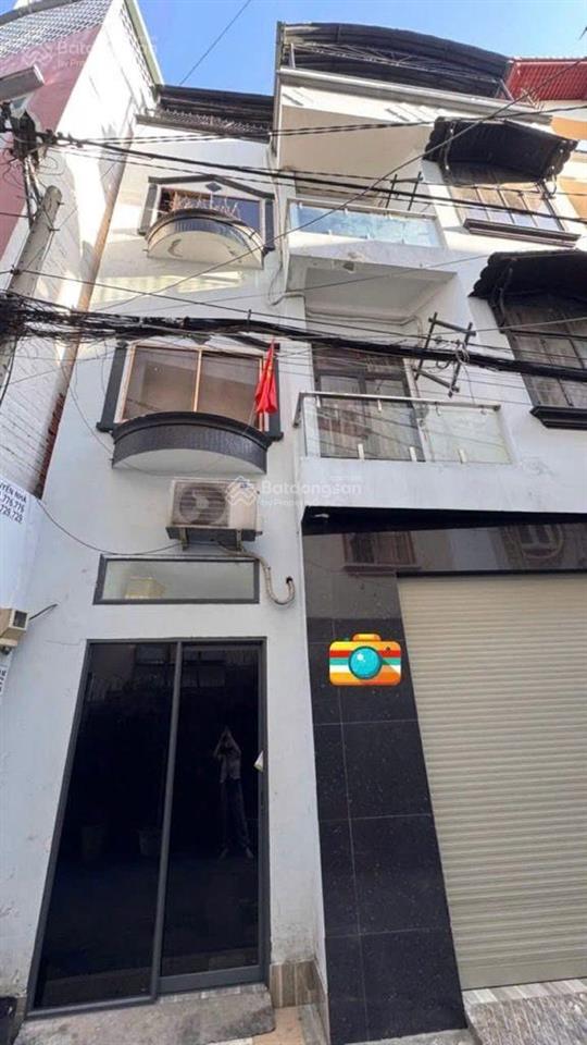 Nhà hxh 4 tầng lê quang định ngang tới 7,5 m