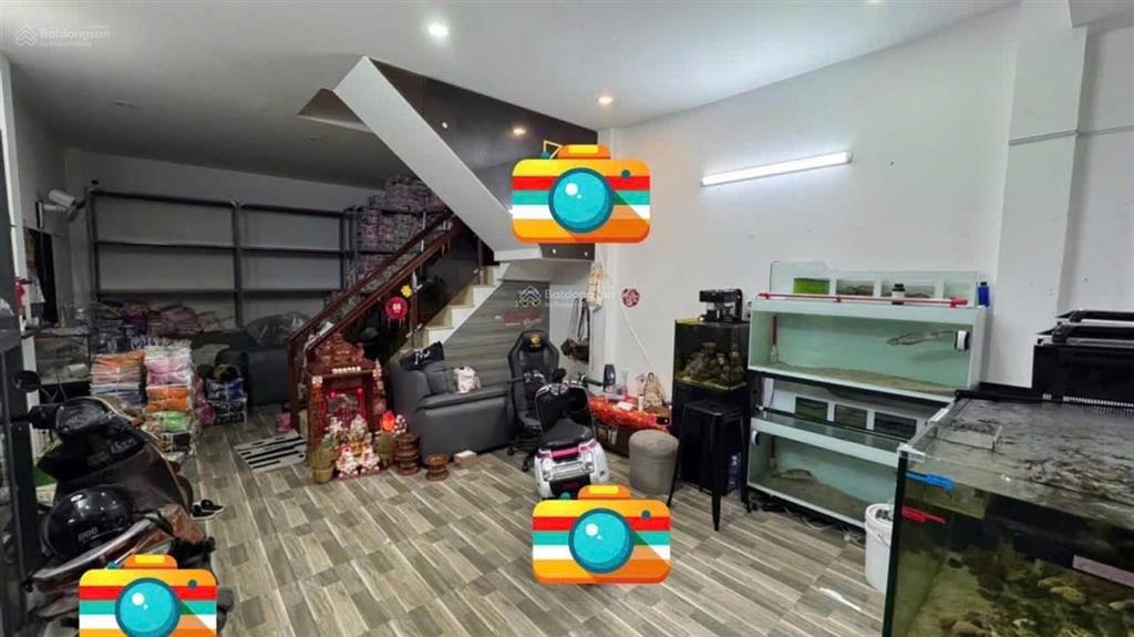 Nhà hxh 4 tầng lê quang định ngang tới 7,5 m