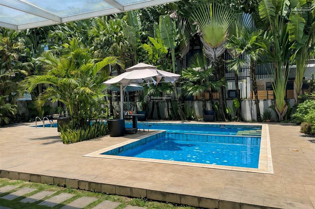 Hiếm! duy nhất căn 2 mặt tiền kdc bảo vệ 24/24. nhà đẹp, full nội thất, chủ cần bán gấp.