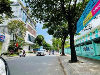 Gấp lắm ạ. chỉ 60 triệu/m2 full thổ cư  shr  đất ngay lake view  đỗ xuân hợp vào 100m. gần ga