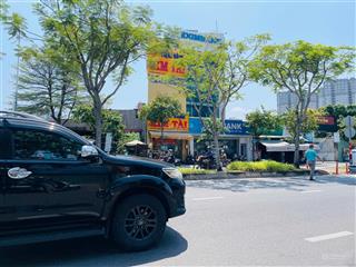 Ko thể rẻ hơn. mặt tiền trần não ~ 267 triệu/m2. ngay vòng xoay thủ thiêm. xây cao. cần bán gấp