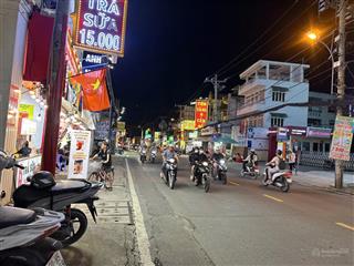 Gồng hết nổi. bán tòa nhà hầm 7 tầng mặt tiền lê văn việt, tn 210 triệu /tháng. vị trí đẹp