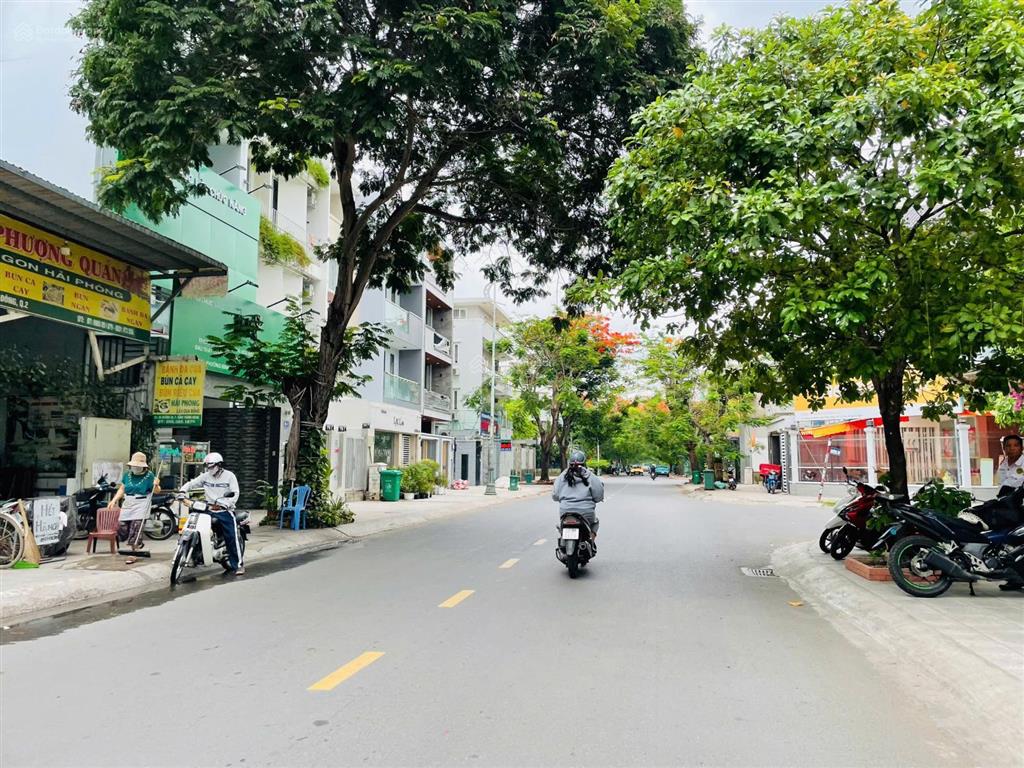 Rẻ nhất! bán lô góc đẹp nhất kdc đông thủ thiêm  xây hầm 4 tầng  ngay lake view song hành q2.