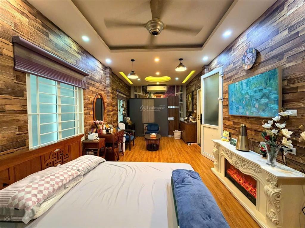 Bán gấp nhà cực đẹp phố quan nhân  thanh xuân 42m2 x 5 tầng  ngõ ô tô giá 8.2 tỷ