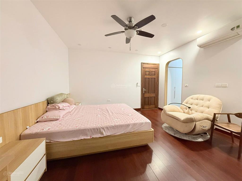 Hiếm có... bán nhà cực đẹp phố hoàng ngân  thanh xuân 45m2 x 5 tầng  ngõ ô tô giá 7.9 tỷ