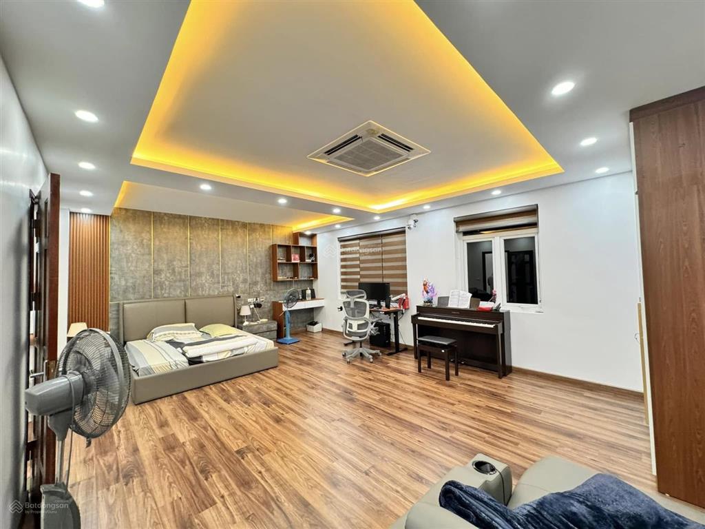 Bán gấp nhà cực đẹp phố quan nhân  thanh xuân 46m² x 5 tầng  ngõ ô tô giá 7.9 tỷ