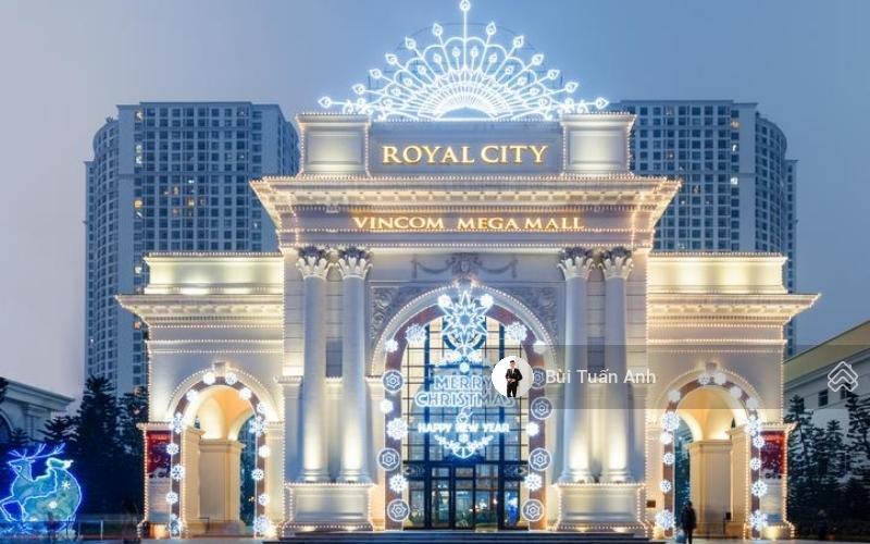 Chính chủ cần bán căn hộ cao cấp 3 ngủ toà r2 royal city  nguyễn trãi  thanh xuân  hà nội