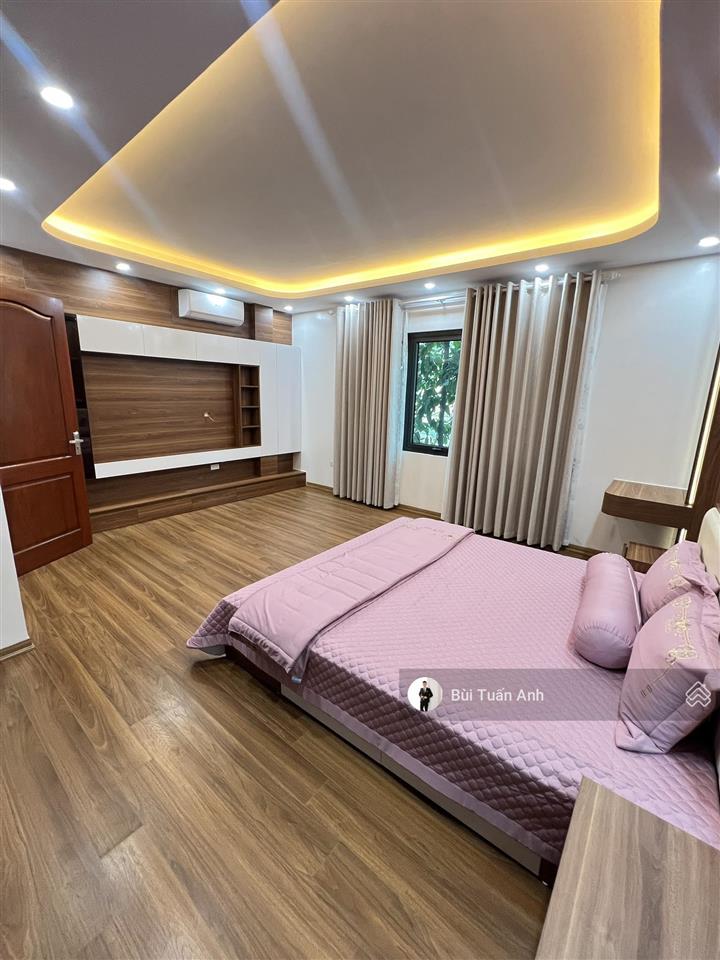 Cực hiếm...bán gấp nhà phố tôn đức thắng  đống đa 50m² x 5 tầng ngõ ô tô giá 8.2 tỷ
