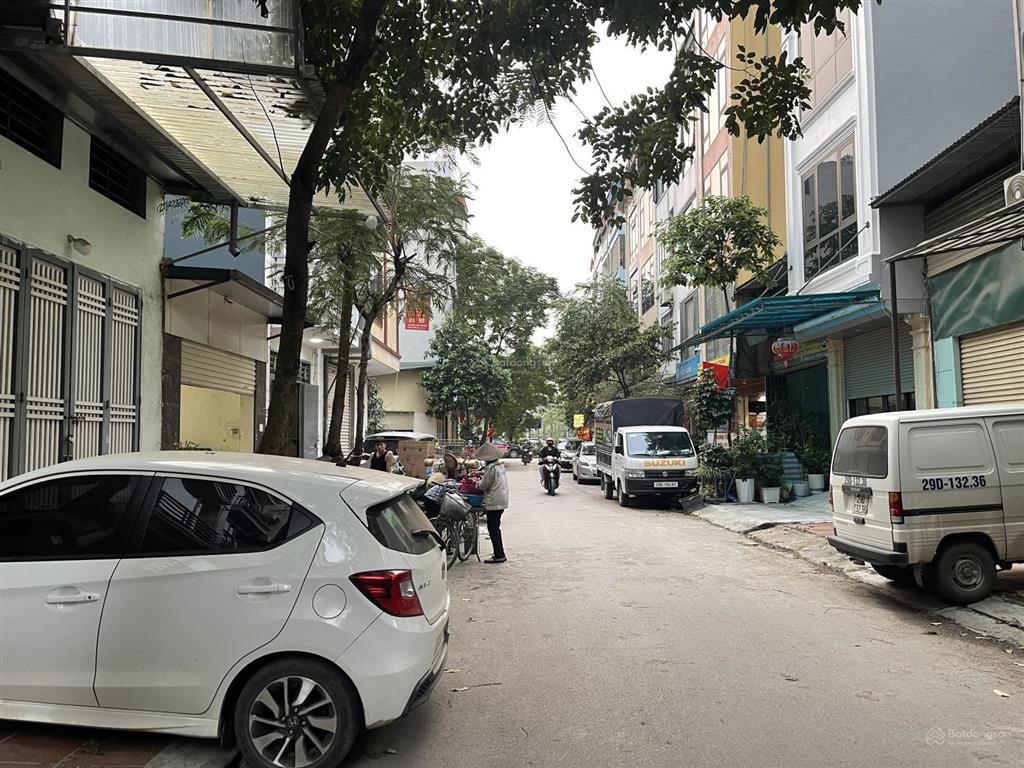 Bán gấp nhà lk dv kiến hưng, hà đông 50m2, đường vỉa hè rộng, kinh doanh ôtô tránh, giá rẻ chỉ 11tỷ
