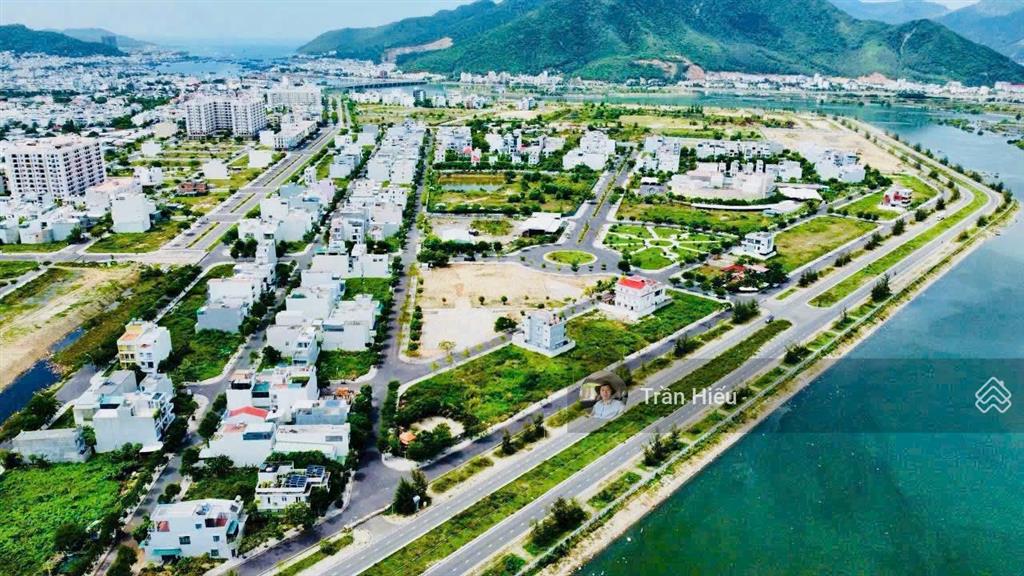 Trục đường t12 còn 1 lô đẹp 100m² (ngang 5m) có sổ hồng cá nhân yên tâm mua đầu tư để dành. lvcc