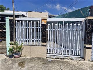 Bán nhà cấp 4 tiện xây khách sạn cho thuê, sát biển cần giờ