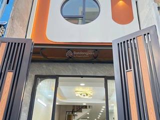 Bán nhà phạm thế hiển sổ riêng giá 2tỷ170tr gần trường đại học kinh tế.đang cho thuê 15tr/tháng.