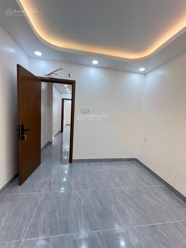 Bán nhà phạm thế hiển sổ riêng giá 2tỷ170tr gần trường đại học kinh tế. đang cho thuê 15tr/tháng